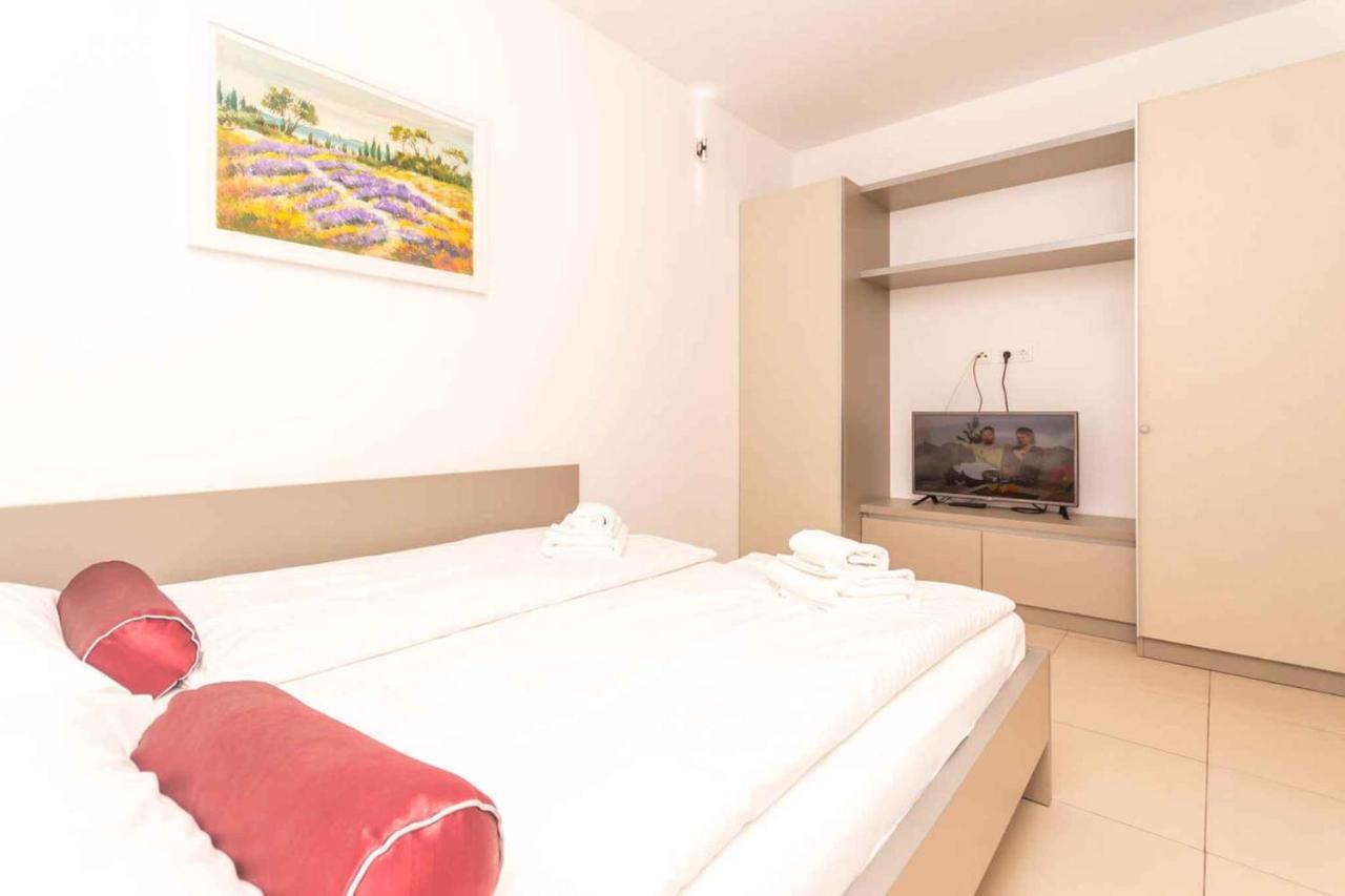 Apartments In Njivice/Insel Krk 13314 Екстериор снимка