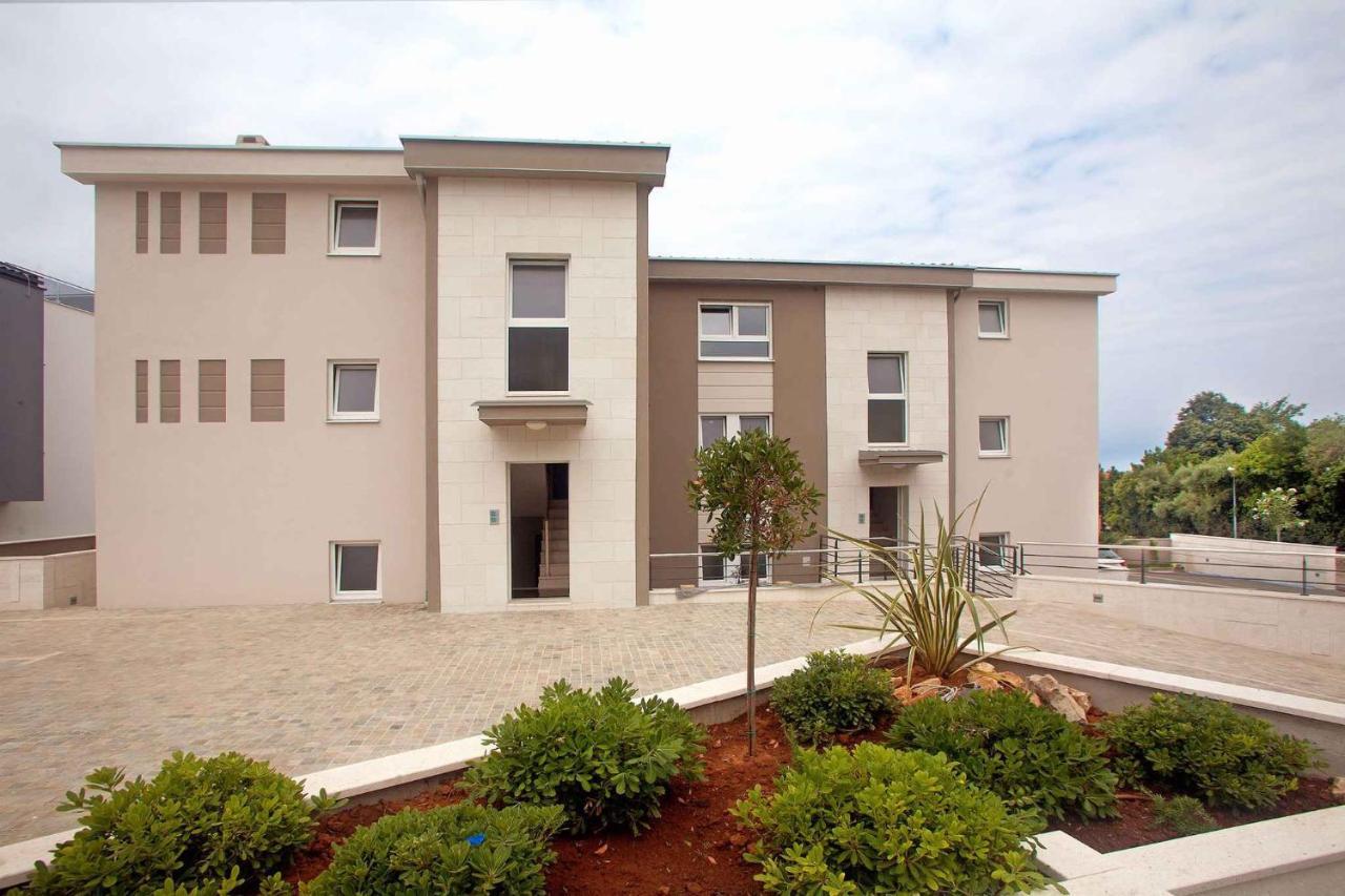 Apartments In Njivice/Insel Krk 13314 Екстериор снимка
