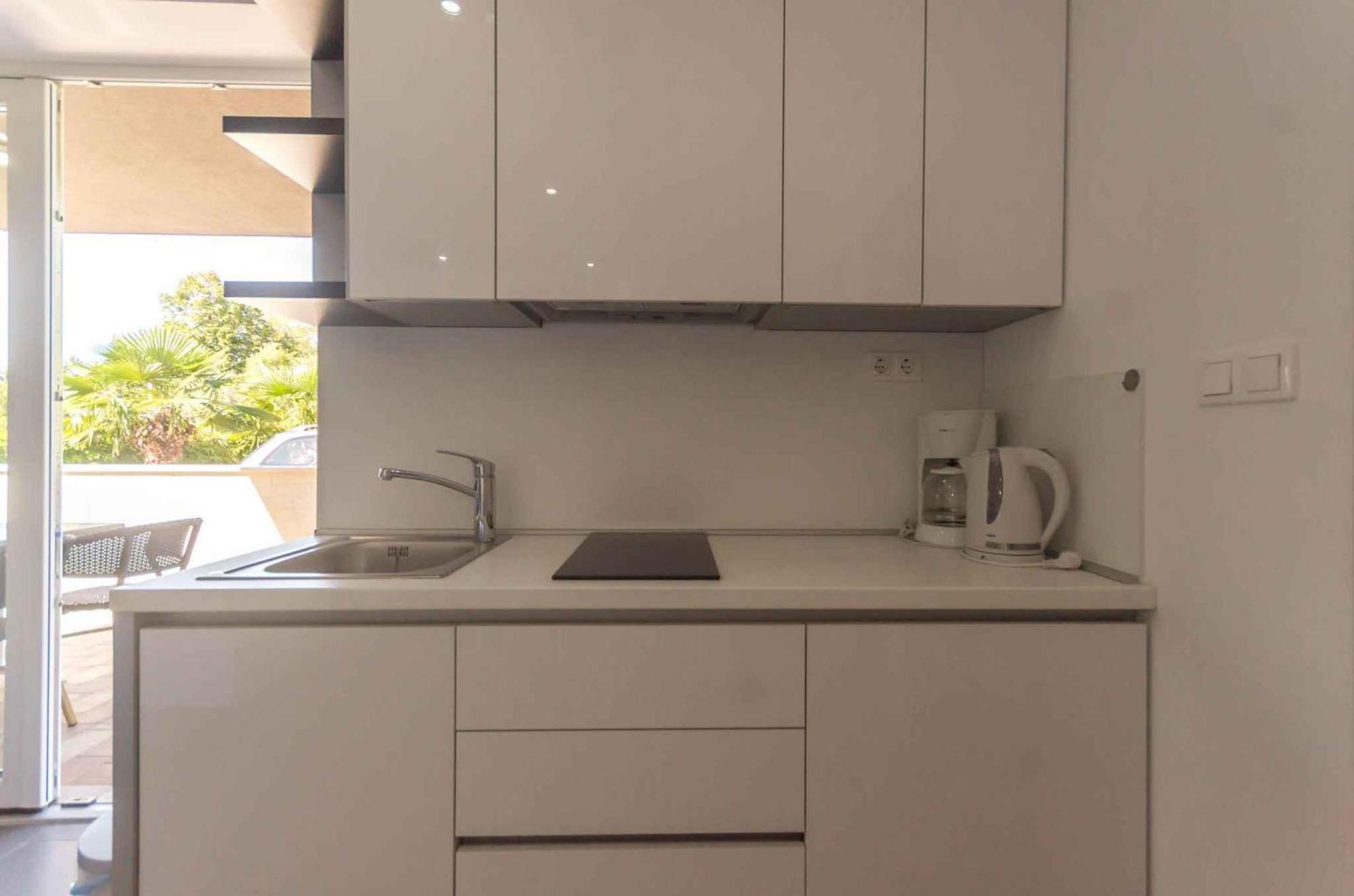 Apartments In Njivice/Insel Krk 13314 Стая снимка