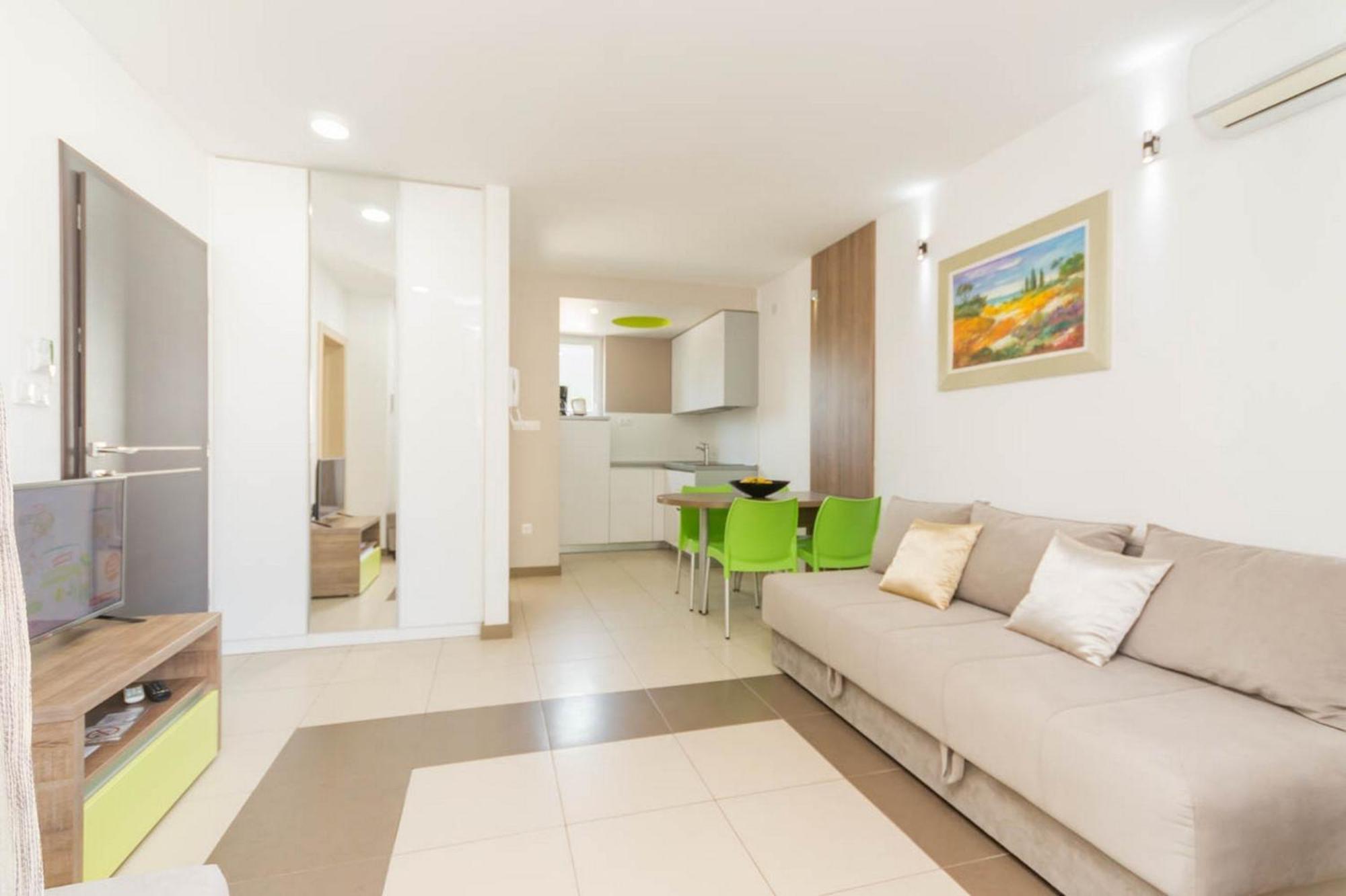 Apartments In Njivice/Insel Krk 13314 Екстериор снимка